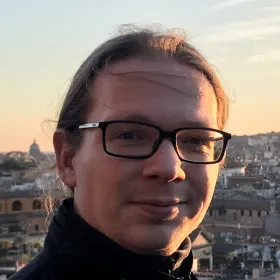 Alexander Graf
